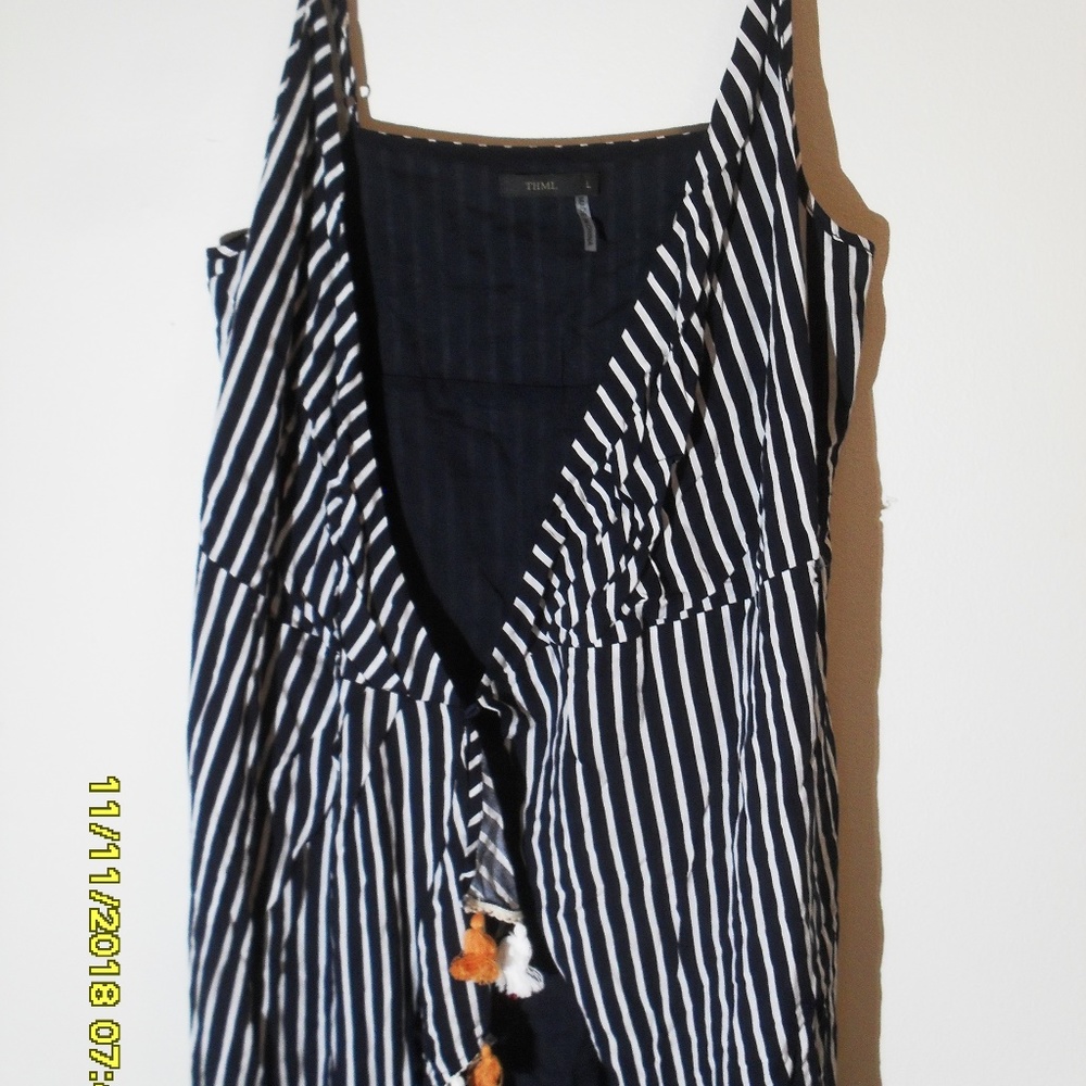 THML stitch fixSIZE LARGE BATHING SUIT COVER UP